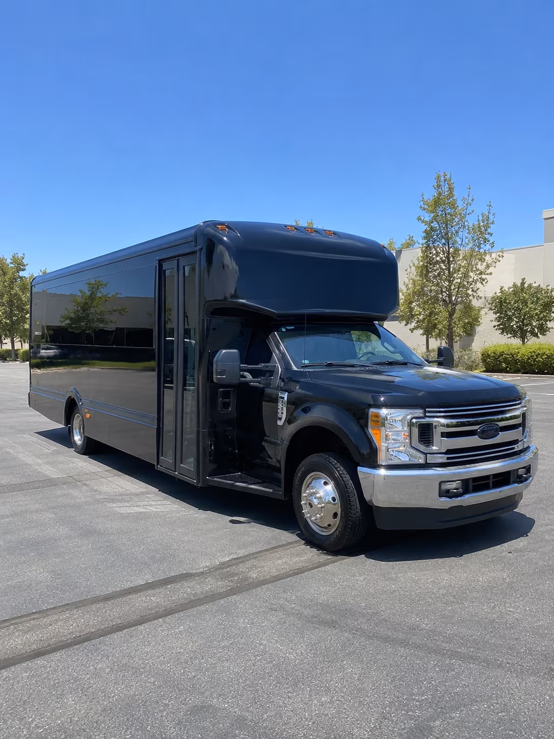 bismarck concert party bus rental